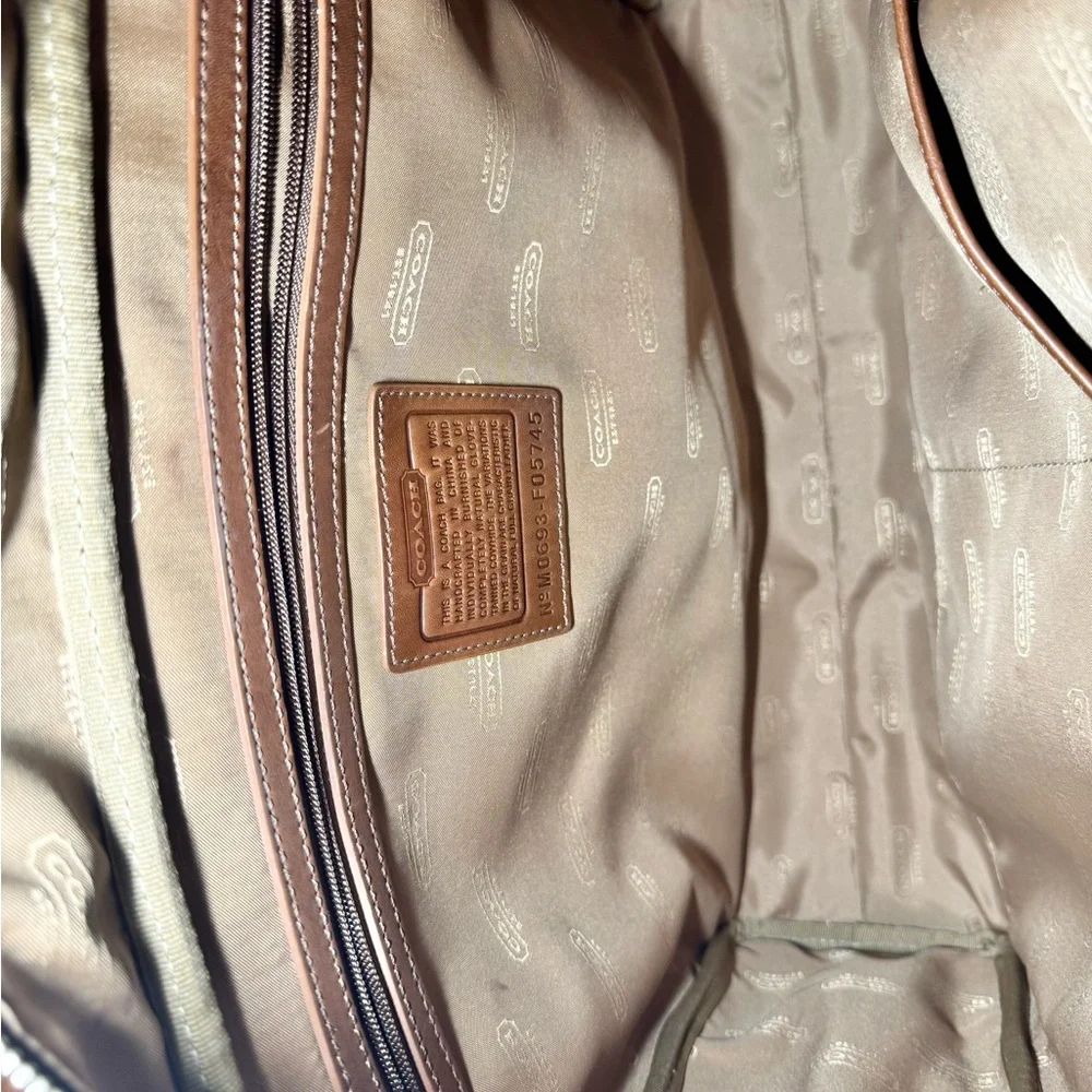 Coach - Hudson Briefcase - Picture 10 of 13